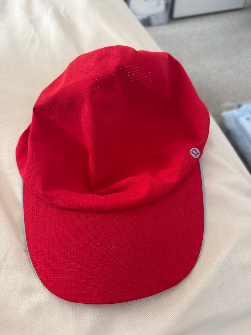 Lululemon fast and free run hat wovenair nwt size l/xl